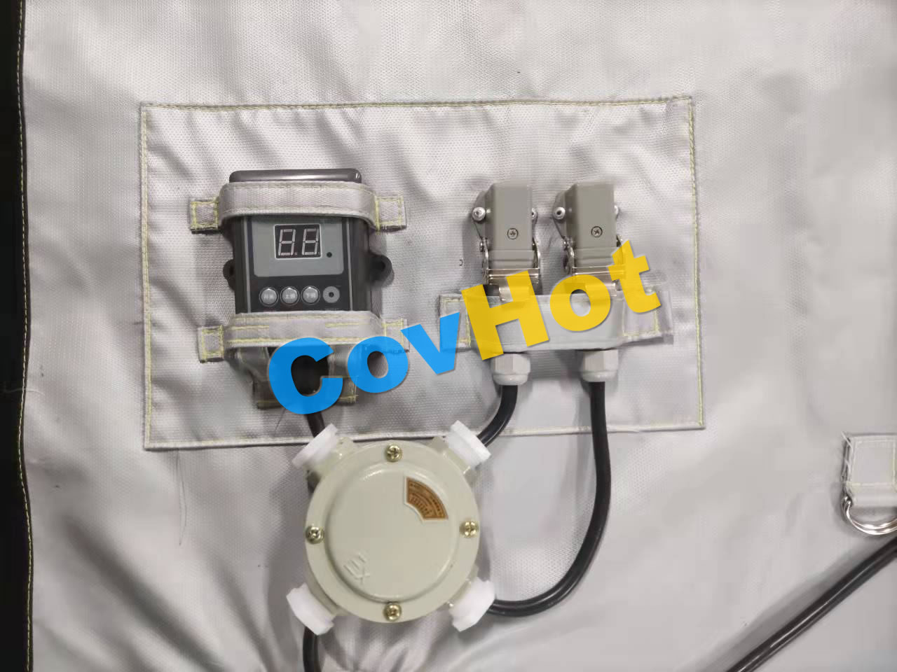 電伴熱<a href=http://www.whmej.com/e/tags/?tagname=%E4%BF%9D%E6%B8%A9%E5%A5%97 target=_blank class=infotextkey>保溫套</a>